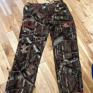 Camo pants